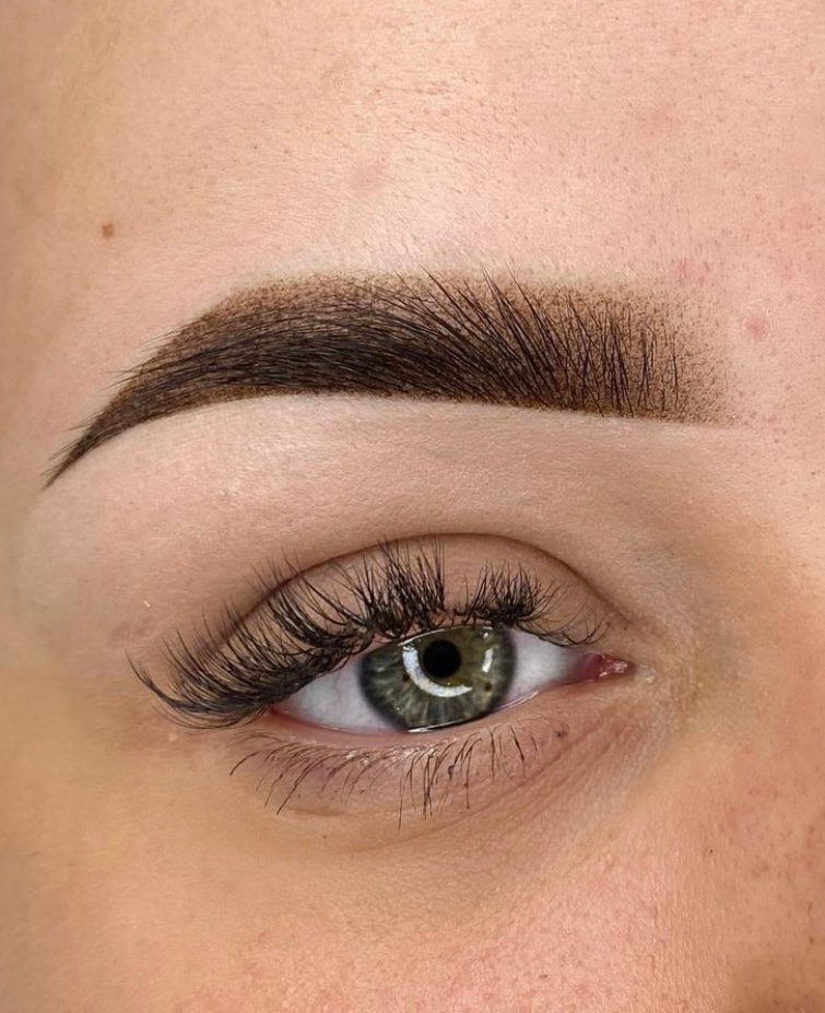 If you have little or no eyebrow hair or would like to perfect the shape of your eyebrows, creating a youthful lift to the eye area that emphasises your face. Taking your face shape and colouring into consideration, this technique is achieved using fine hair strokes by hair simulation or a subtle colour mist infusion.